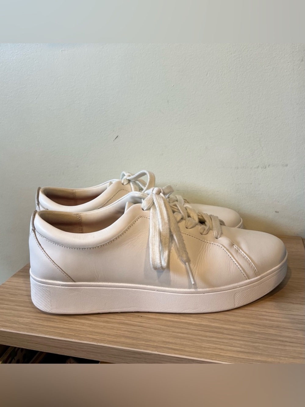 FitFlop Rally Sneaker - Picture 2 of 9